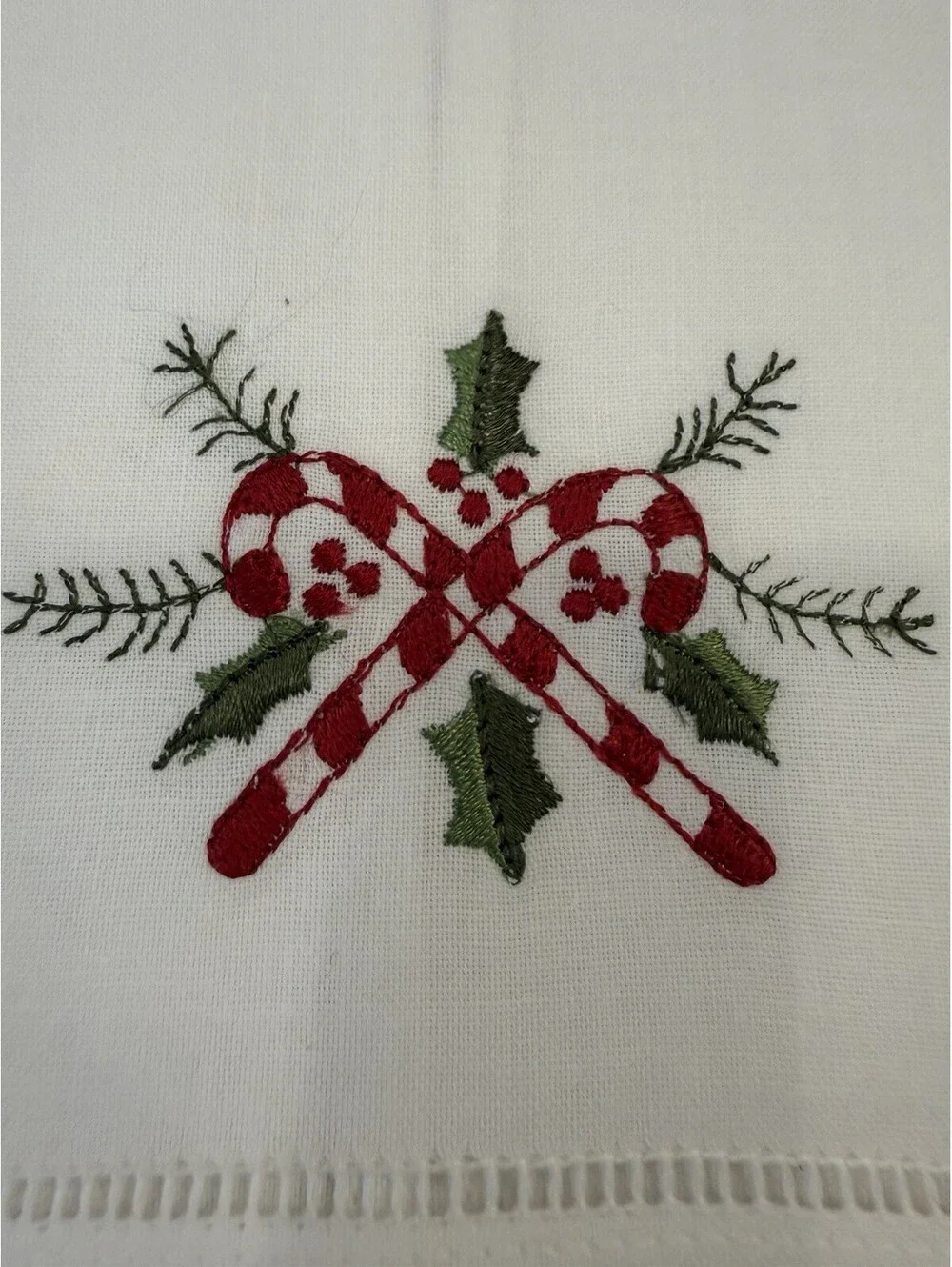 Set Of 4 Christmas Embroidered 100% Cotton Hand Towels
